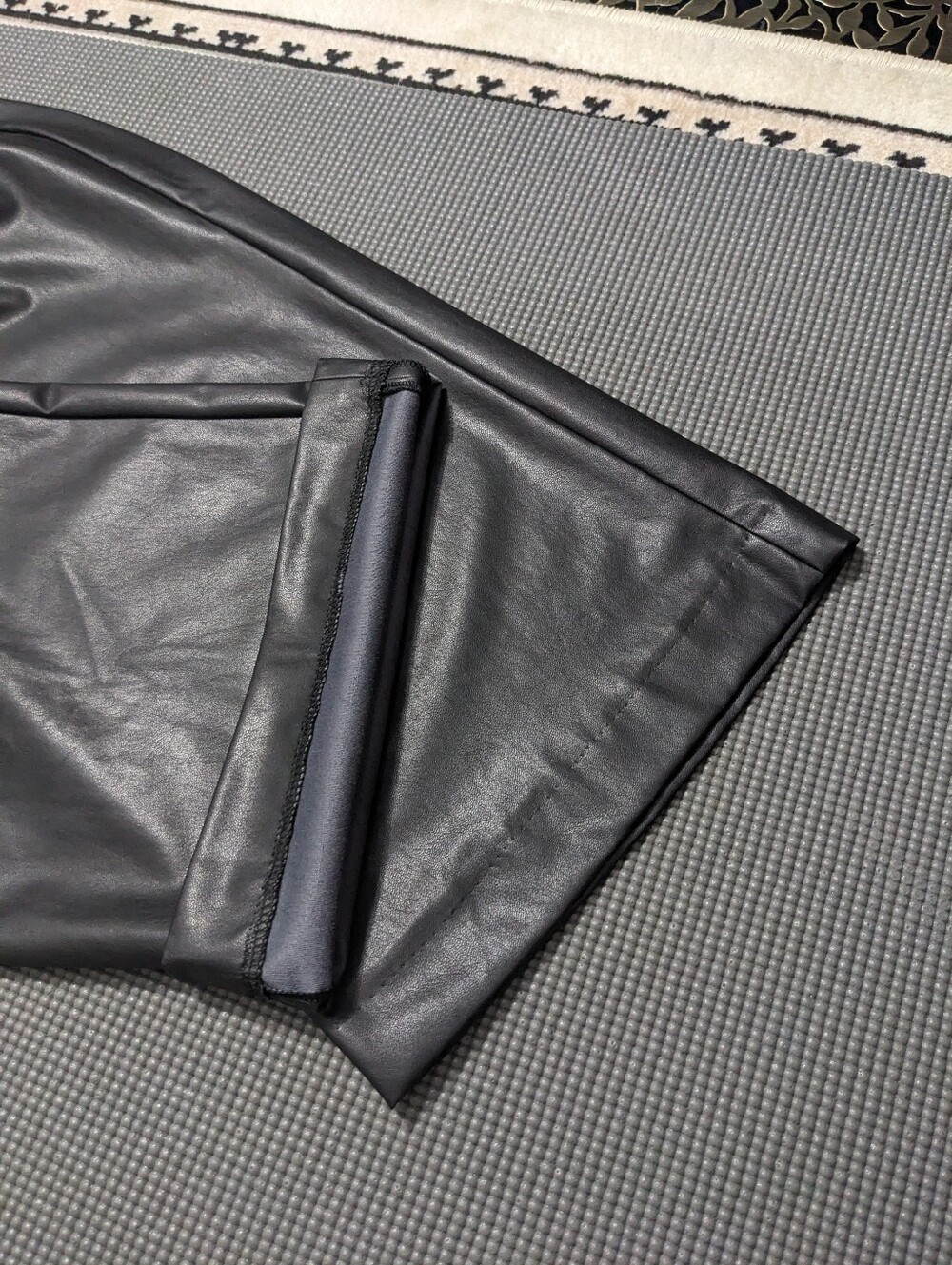 RAFFAELLO ROSSI Black Faux Leather Pants - Picture 8 of 13